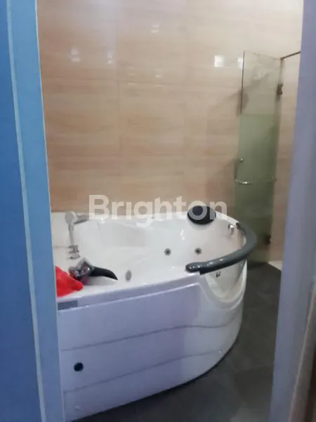 image RUMAH FAMILY BESAR DI BSD — ADA ROOFTOP GARDEN, DEKAT SEMUA TEMPAT! (3)