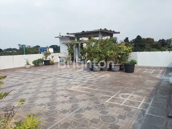 image RUMAH FAMILY BESAR DI BSD — ADA ROOFTOP GARDEN, DEKAT SEMUA TEMPAT! (8)
