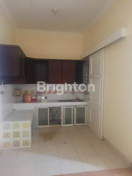 image HUNIAN NYAMAN DI GADING SERPONG, LT 128M² (3)