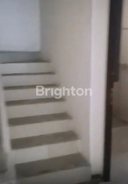 image RUKO 3 LANTAI DALAM KOMPLEK PERTOKOAN TEUKU UMAR DENPASAR (7)