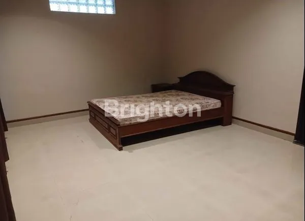 image DISEWAKAN RUMAH SEMI VILLA  (4)