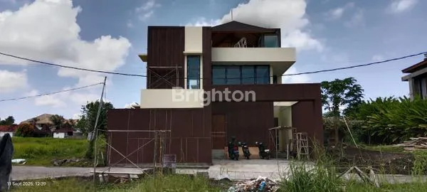 image DIJUAL VILLA MENGENING CEMAGI (1)