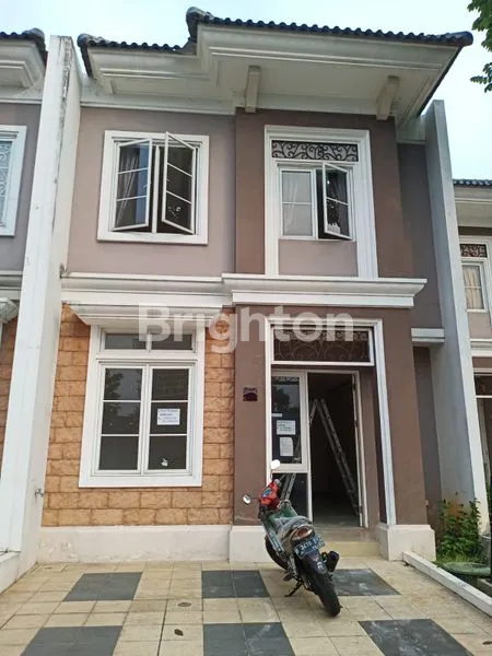 image RUMAH 2 LANTAI SIAP HUNI DI GADING SERPONG, 3+1 KT (1)