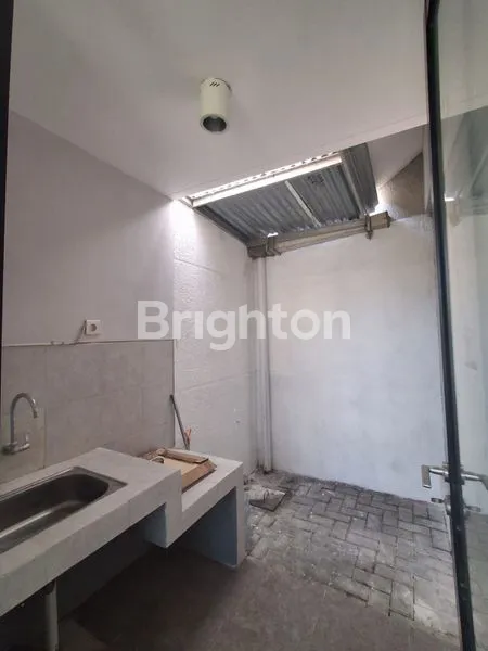 image RUMAH NORT WEST CITRALAND SURABAYA (3)