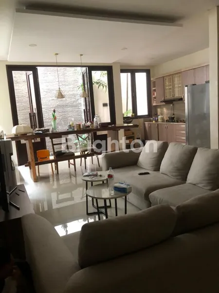 image RUMAH MEWAH MODERN DI CILANDAK - DALAM CLUSTER ASRI & AMAN (3)