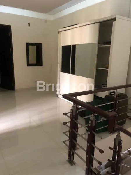 image RUMAH MEWAH MODERN DI CILANDAK - DALAM CLUSTER ASRI & AMAN (5)