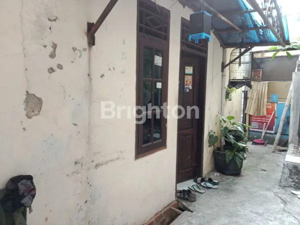 image RUMAH 4 KT DI KEMAYORAN, LT 135M² (4)