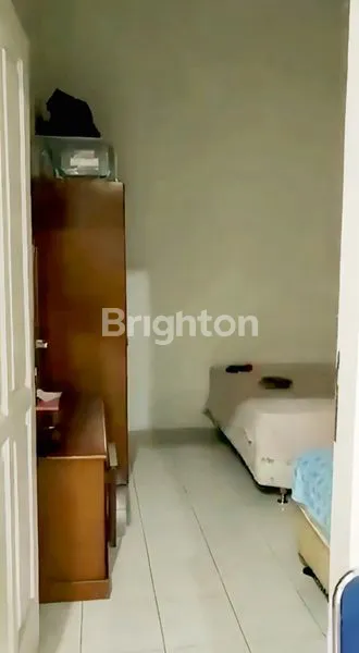 image SALE.. JUAL MURAH RUMAH JOGLO JAKARTA BARAT COCOK BUAT USAHA RUMAH PINGGIR JALAN RAYA UTAMA DEKAT KUBURAN LUAS 397 M2 HADAP BARAT ROW 2 MOBIL 2 ARAH (2)