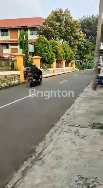 image SALE.. JUAL MURAH RUMAH JOGLO JAKARTA BARAT COCOK BUAT USAHA RUMAH PINGGIR JALAN RAYA UTAMA DEKAT KUBURAN LUAS 397 M2 HADAP BARAT ROW 2 MOBIL 2 ARAH (8)