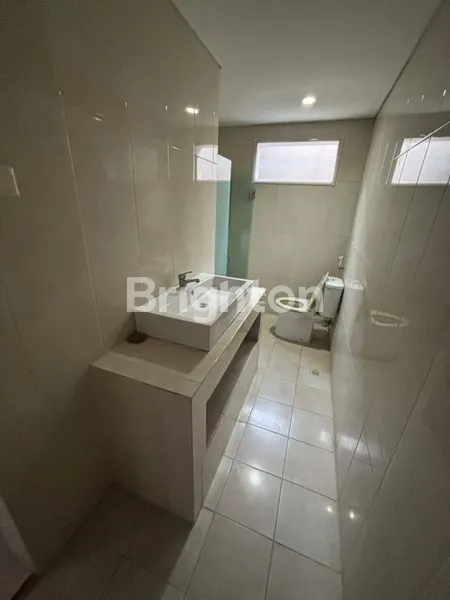 image RUKO SIAP PAKAI NGAGEL JAYA SURABAYA KOMERSIAL SECOND ROAD (8)