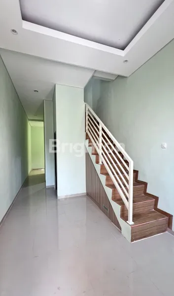 image RUMAH BARU GRESS 2 LANTAI WISMA TIRTO DEKAT KAMPUS UPN RUNGKUT, MERR, BANDARA JUANDA, EXIT TOL WARU (7)