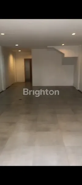 image RUKO 2 LANTAI STRATEGIS DEKAT PLAZA CIBUBUR (3)