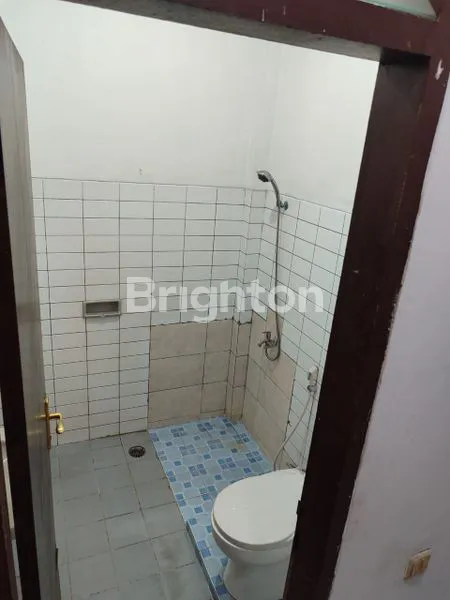 image DIJUAL / DISEWAKAN RUKO 3 LANTAI SIAP PAKAI – LOKASI STRATEGIS, SHM, HARGA TERJANGKAU (7)