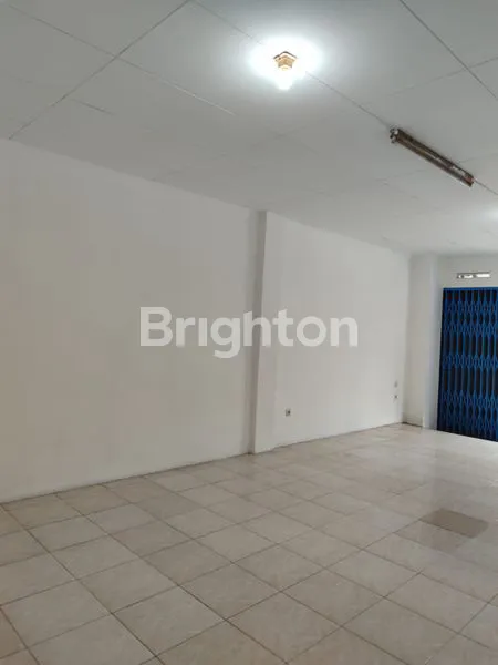 image DIJUAL / DISEWAKAN RUKO 3 LANTAI SIAP PAKAI – LOKASI STRATEGIS, SHM, HARGA TERJANGKAU (2)
