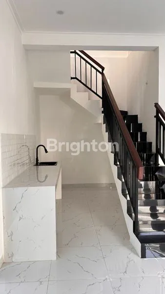 image RUMAH MEWAH 4KT DI BERANDA SERPONG (6)