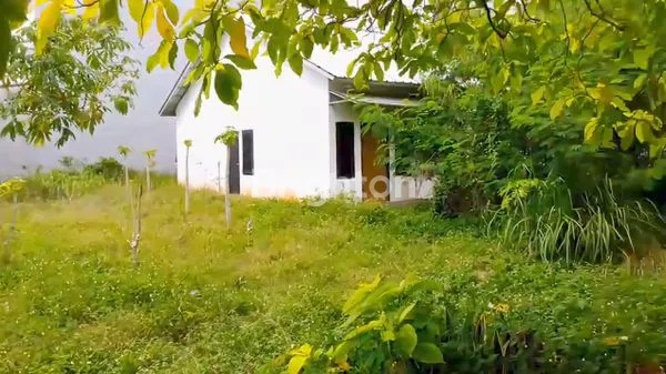 TANAH SEWA MURAH .. COCOK BUAT USAHA TANAH DAN BANGUNAN BISA BUAT GUDANG AREA JOGLO KEMBANGAN JAKARTA BARAT LUAS 623 M2 ROW JALAN 2 MOBIL HADAP UTARA MINIMAL SEWA 3 TAHUN