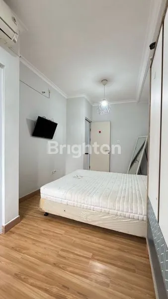 image RUMAH 2 LANTAI CANTIK DI MALIBU VILLAGE (4)