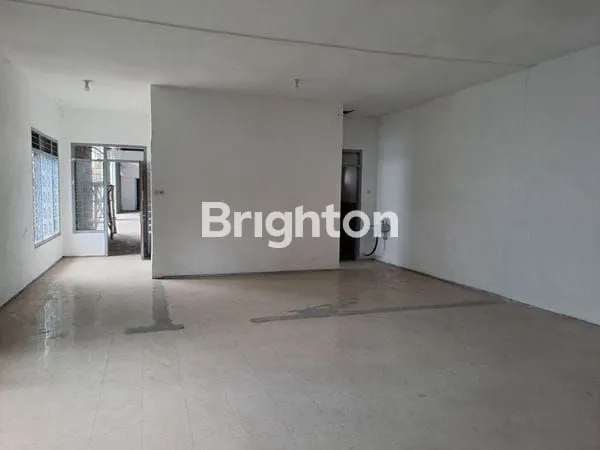 image GUDANG PINGGIR JALAN RAYA BLIMBING MALANG (3)