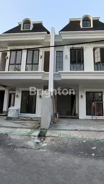 image RUMAH MEWAH DHARMAHUSADA MANYAR WISMA PERMAI SURABAYA LOKASI PREMIUM PUSAT KOTA (1)