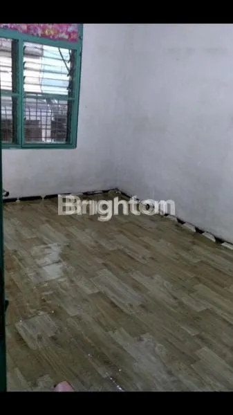 image RUMAH 2 LANTAI SIAP HUNI JAKART PUSAT (2)