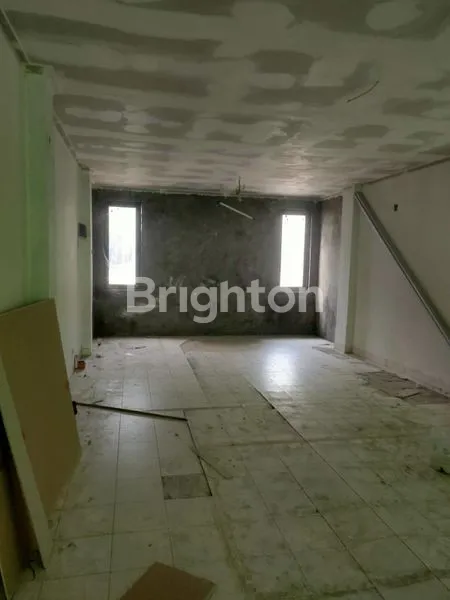 image RUKO 4 LANTAI TEEMASUK BASEMENT (4)