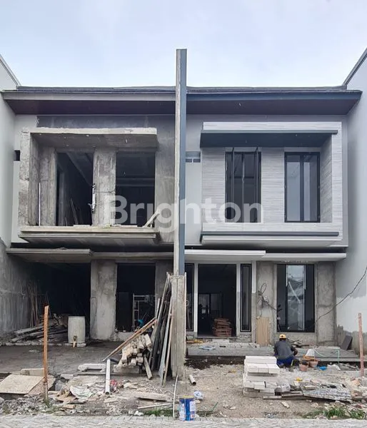 image RUMAH BARU NEW GRESS DI MANYAR SURABAYA DEKAT MERR GM GALAXY MAL ITS UNAIR PAKUWON CITY KERTAJAYA  (1)