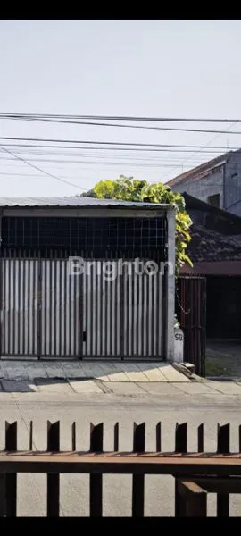 image DI JUAL  RUMAH & KIOS DITENGAH KOTA (2)