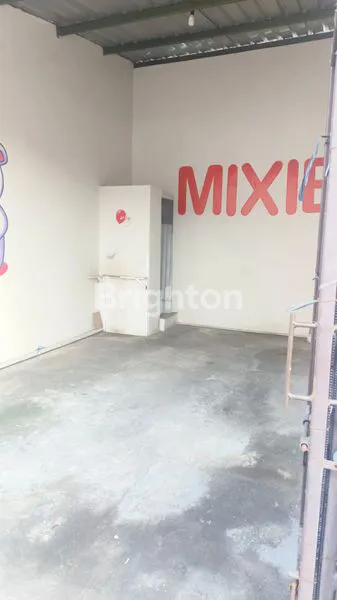 image DI JUAL  RUMAH & KIOS DITENGAH KOTA (3)