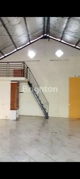 image RUANG USAHA STRATEGIS DI PANULARAN SOLO (4)