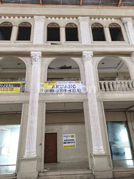 image RUMAH TOKO KOKOH DAN MEWAH DI CBD POLONIA MEDAN (7)