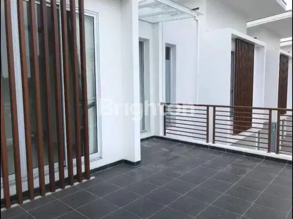 image RUMAH CANTIK SIAP HUNI DI DISCOVERY ALLUVIA, BINTARO SEKTOR 9 (8)
