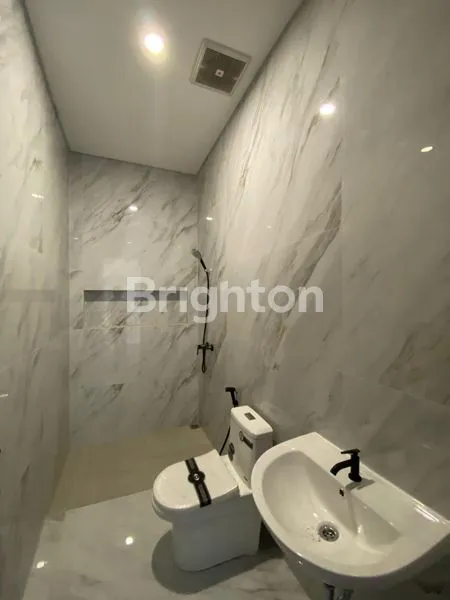 image RUMAH MANYAR KERTOARJO DEKAT KERTAJAYA DHARMAHUSADA KARANGMENJANGAN (7)