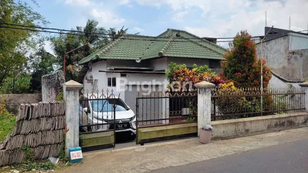 image RUMAH NYAMAN 2 KT SHM LT 421M² KARANGPLOSO (2)
