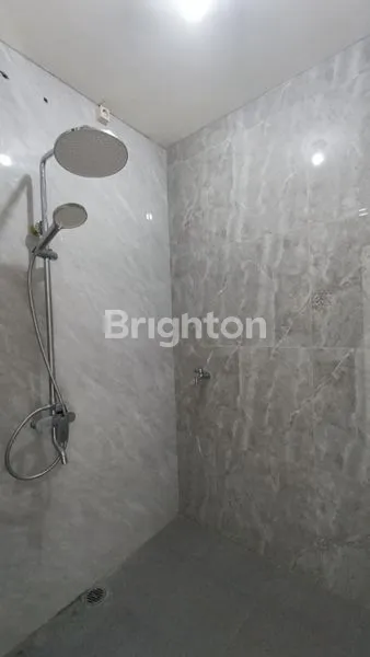 image RUMAH MEWAH SIAP HUNI DI TAMAN MADIUN (6)