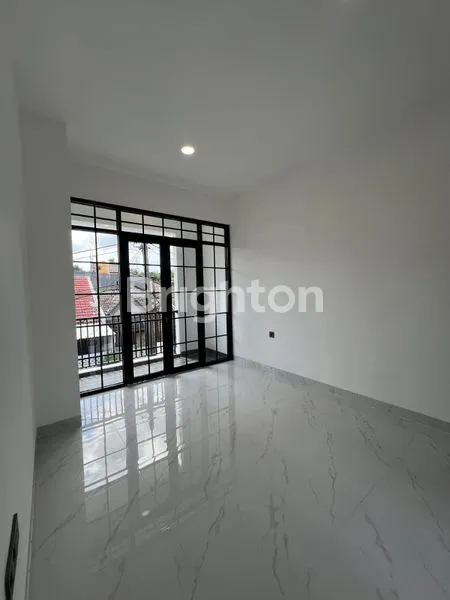 image RUMAH BARU, BANGUNAN MANDIRI, KENCANA LOKA, BSD CITY (4)