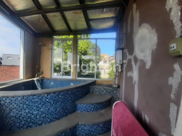 image DIJUAL RUMAH LUAS + KANTOR DI SETIABUDI REGENSI KALIMAYA, BANDUNG BARAT (6)