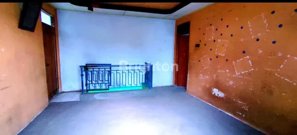 image RUMAH + RUKO PINGGIR JALAN RAYA WARUJAYENG KEDIRI – LOKASI RAMAI DEKAT PASAR NGANJUK (5)