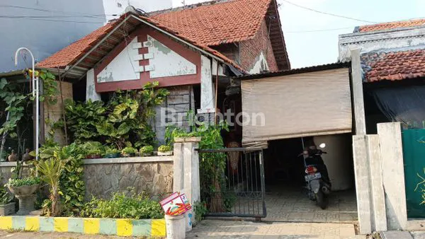 image RUMAH SHM 160/160 STRATEGIS DI SEKARDANGAN (1)