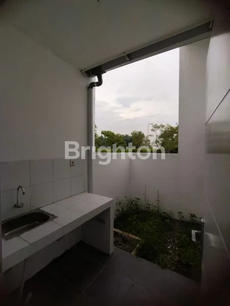 image DISEWA RUMAH JADE HAMLET SILVER MENGANTI GRESIK (5)