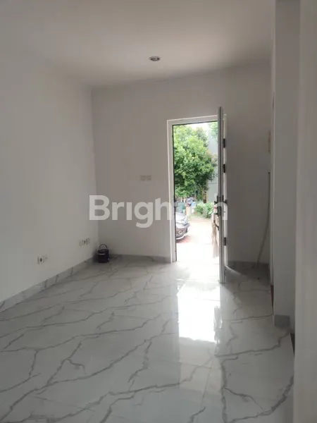 image RUMAH HOEK ELISTA, 3KT DI GADING SERPONG (2)