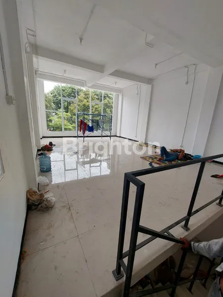 image RUKO NGINDEN 3 LANTAI COCOK SEGALA USAHA, AREA PADAT PENDUDUK LOKASI STRATEGIS (4)