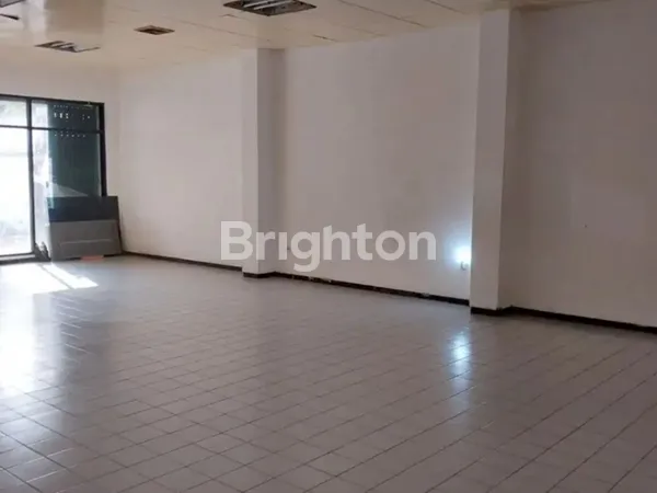 image RUMAH KANTOR STRATEGIS TERLETAK DI JANTUNG KOTA JALAN IMAM BONJOL SURABAYA, DEKAT PUSAT PERKANTORAN, PERBANKAN DAN PERBELANJAAN (7)