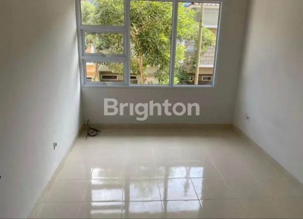 image DISEWAKAN/DIJUAL RUMAH DI VIRGINIA VILLAGE GADING SERPONG (5)