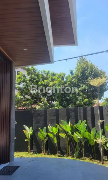 image RUMAH MANYAR MINIMALIS MEWAH DEKAT WISMA MUKTI KLAMPIS, MERR, STIESIA, GALAXY (3)