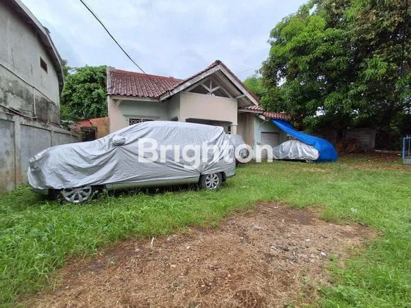 image RUMAH LAMA & LAHAN LUAS – STRATEGIS DI KAMPUNG MAKASSAR JAKTIM (1)