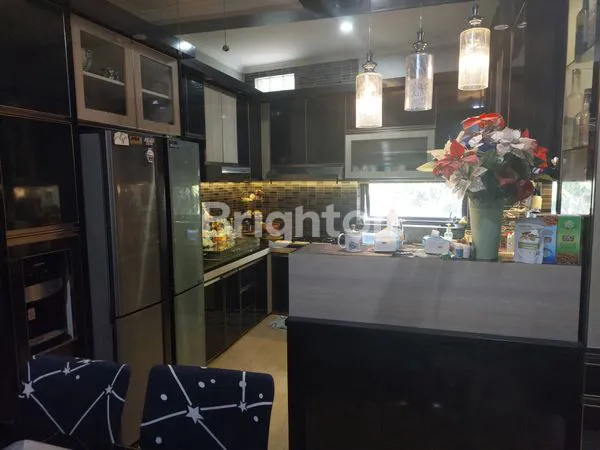 image RUMAH MEWAH SEMI FURNISH DI DALAM CLUSTER CIBUBUR RESIDENCE (2)