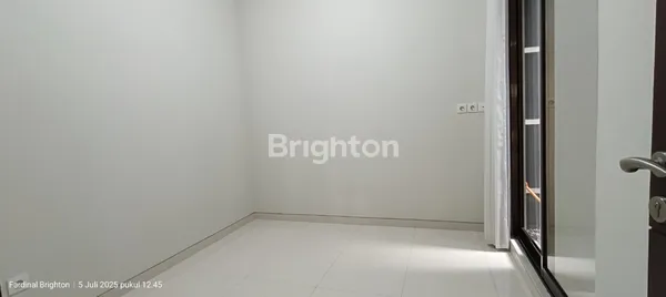 image RUMAH 2 LANTAI DI PERMATA JINGGA, TUNGGULWULUNG, KEC LOWOKWARU, KOTA MALANG  (3)