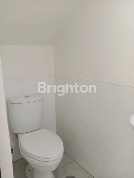 image RUMAH UPTOWN LIPPO CIKARANG (5)