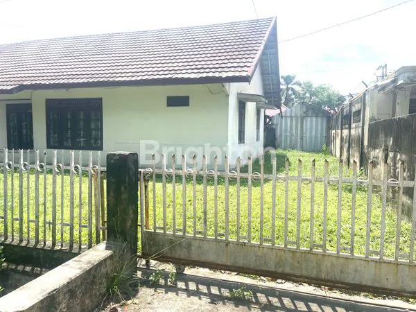 image RUMAH ELITE JL SUMATERA LT 731M², 4 GARASI (2)