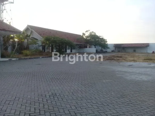 EX. KANTOR LOKASI PREMIUM DI JALAN RAYA PAITON DERETAN PLTU PAITON ! COCOK UNTUK RUMAH MAKAN, POM BENSIN & REST AREA !